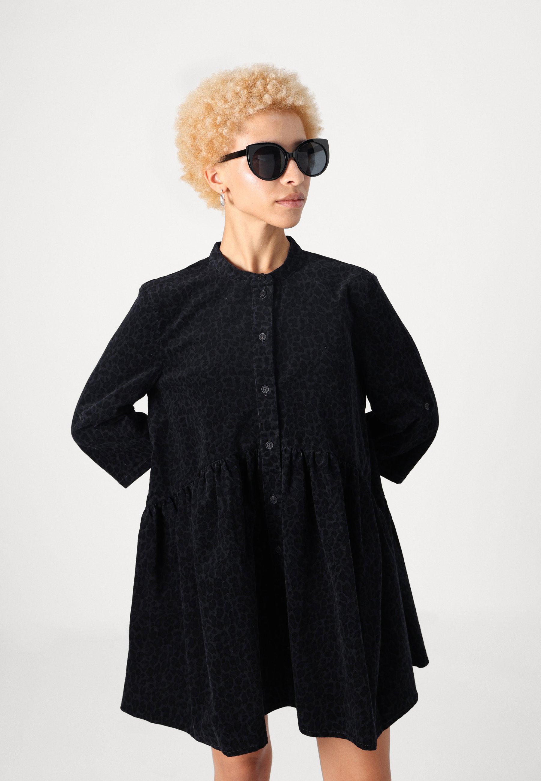 ONLCHICAGO LEO DRESS  Media 5