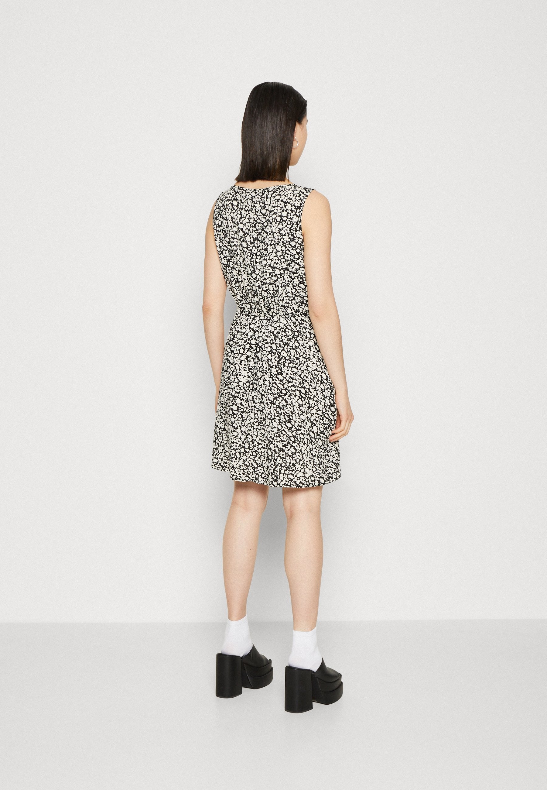 JDY JDYSTARR LIFE O NECK DRESS