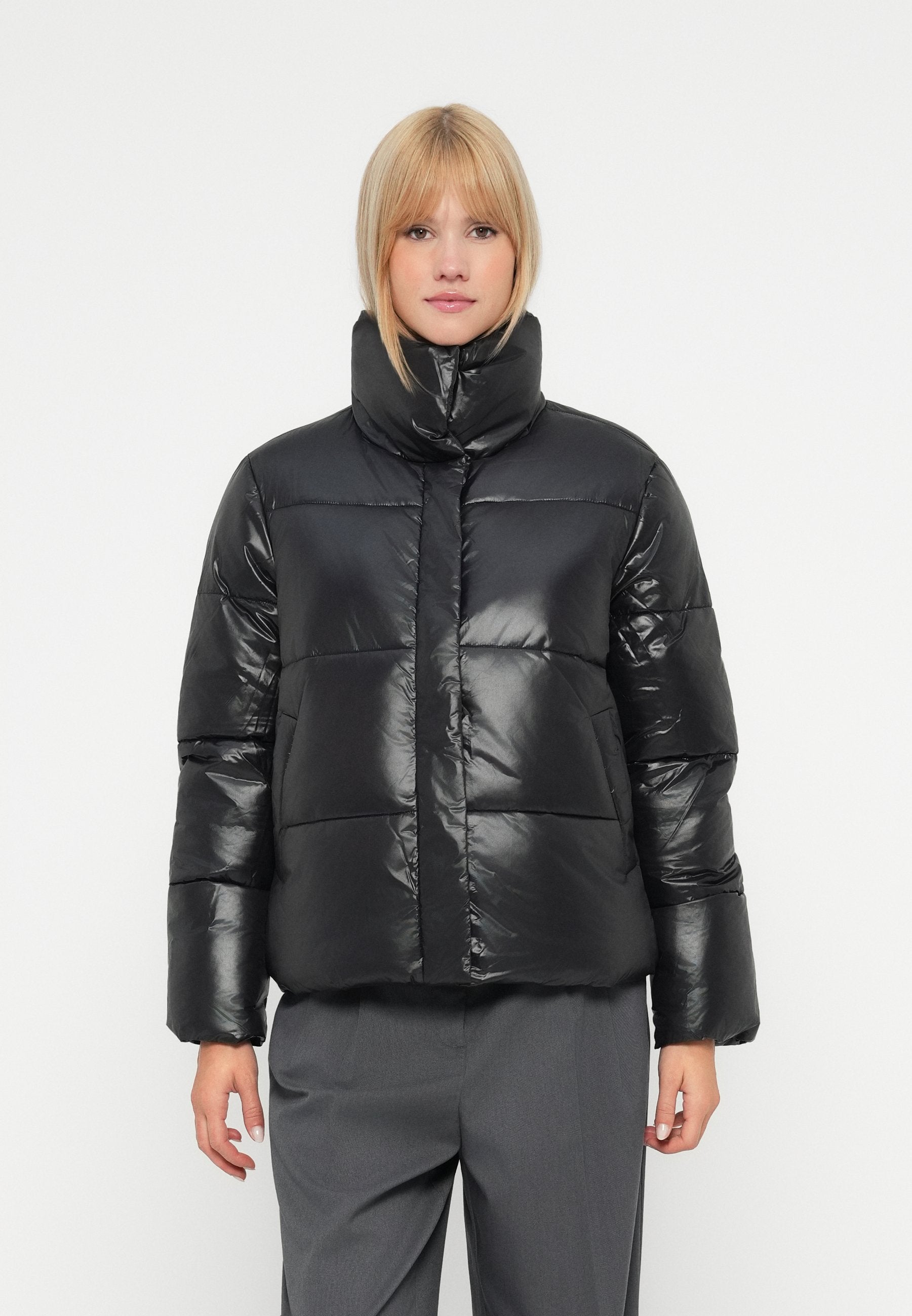 VILA Puffer VILIDDA Short