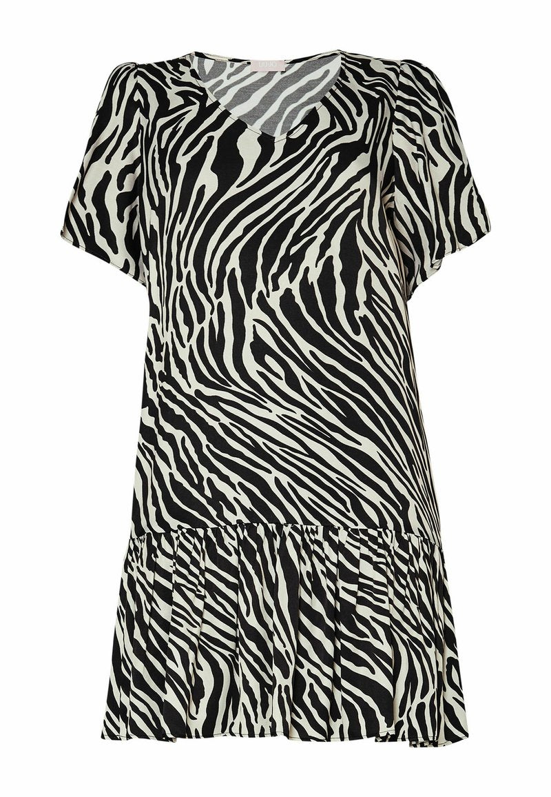  ZEBRA PRINT  Media 1