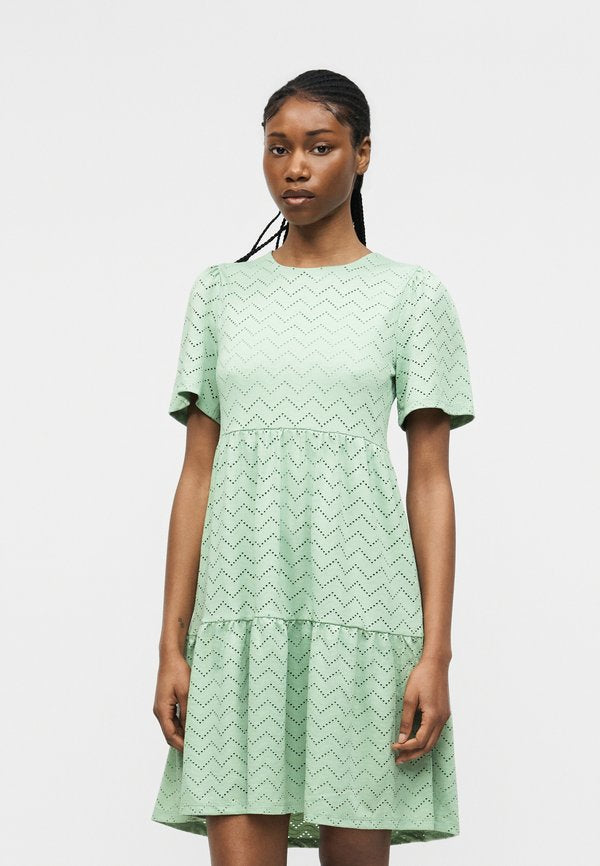 Vero Moda VMTANJA - Jersey dress - frosty green