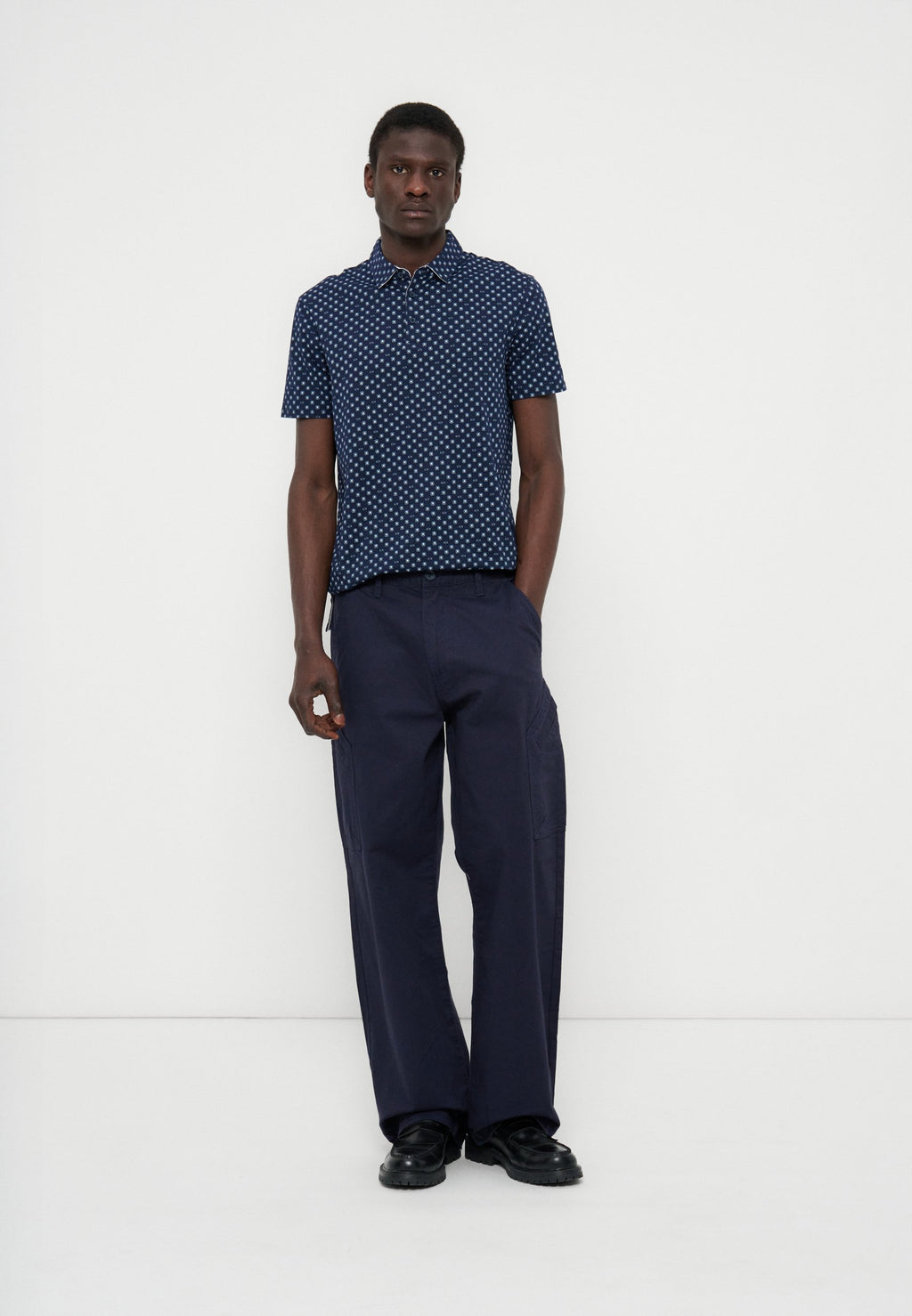 Armani Exchange Chino Media 3