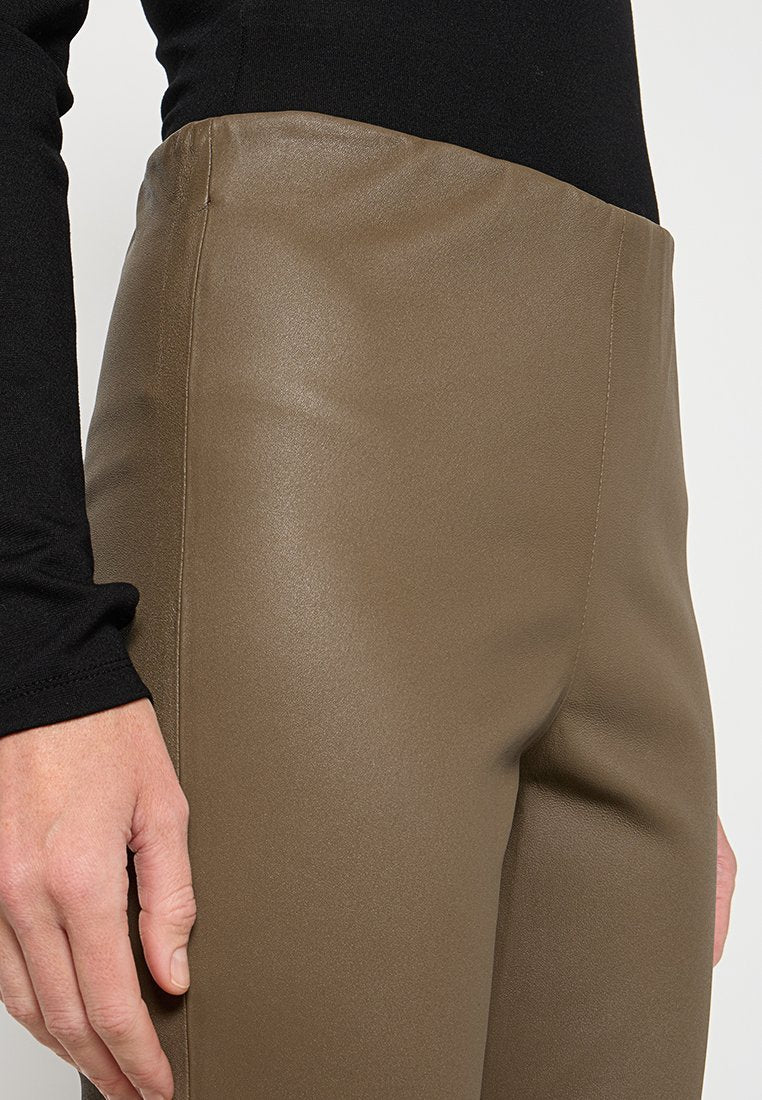 By Malene Birger FLORENTINA