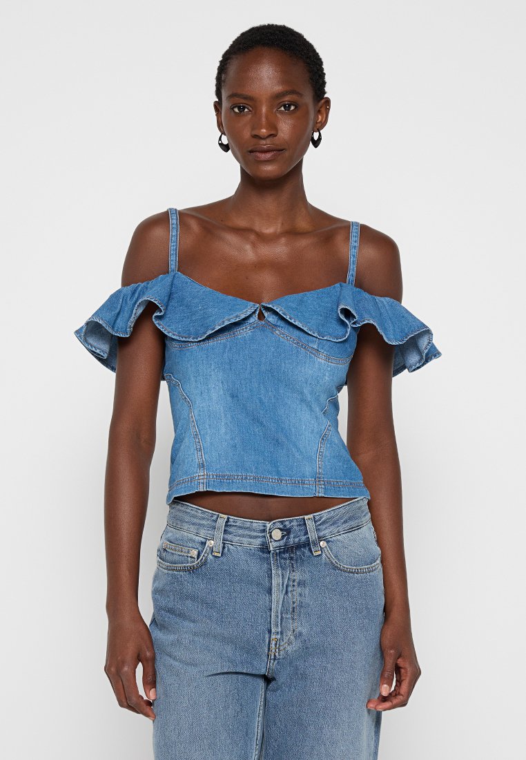 MOSCHINO JEANS