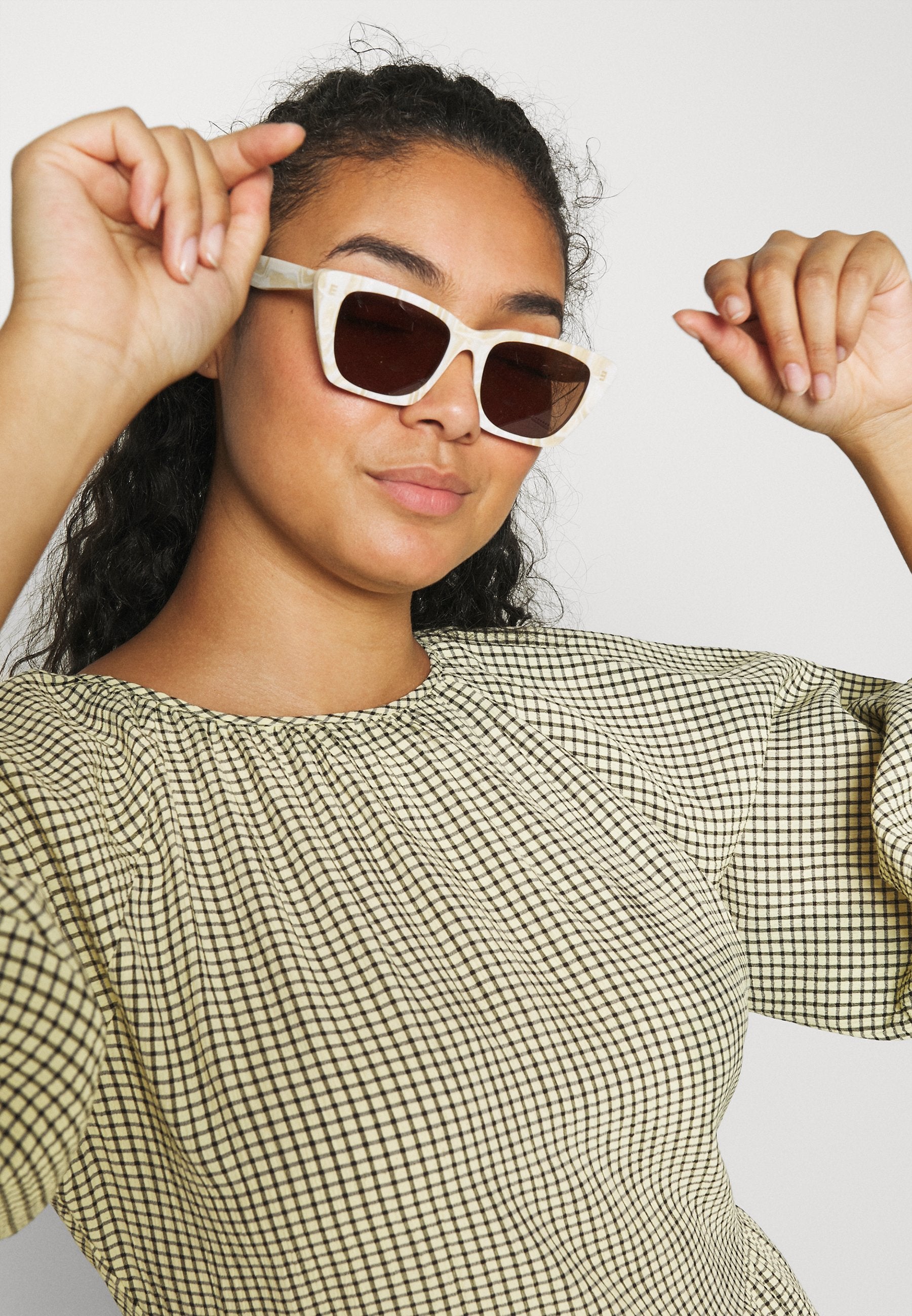 Missguided Plus CHECK PUFF SLEEVE DRESS