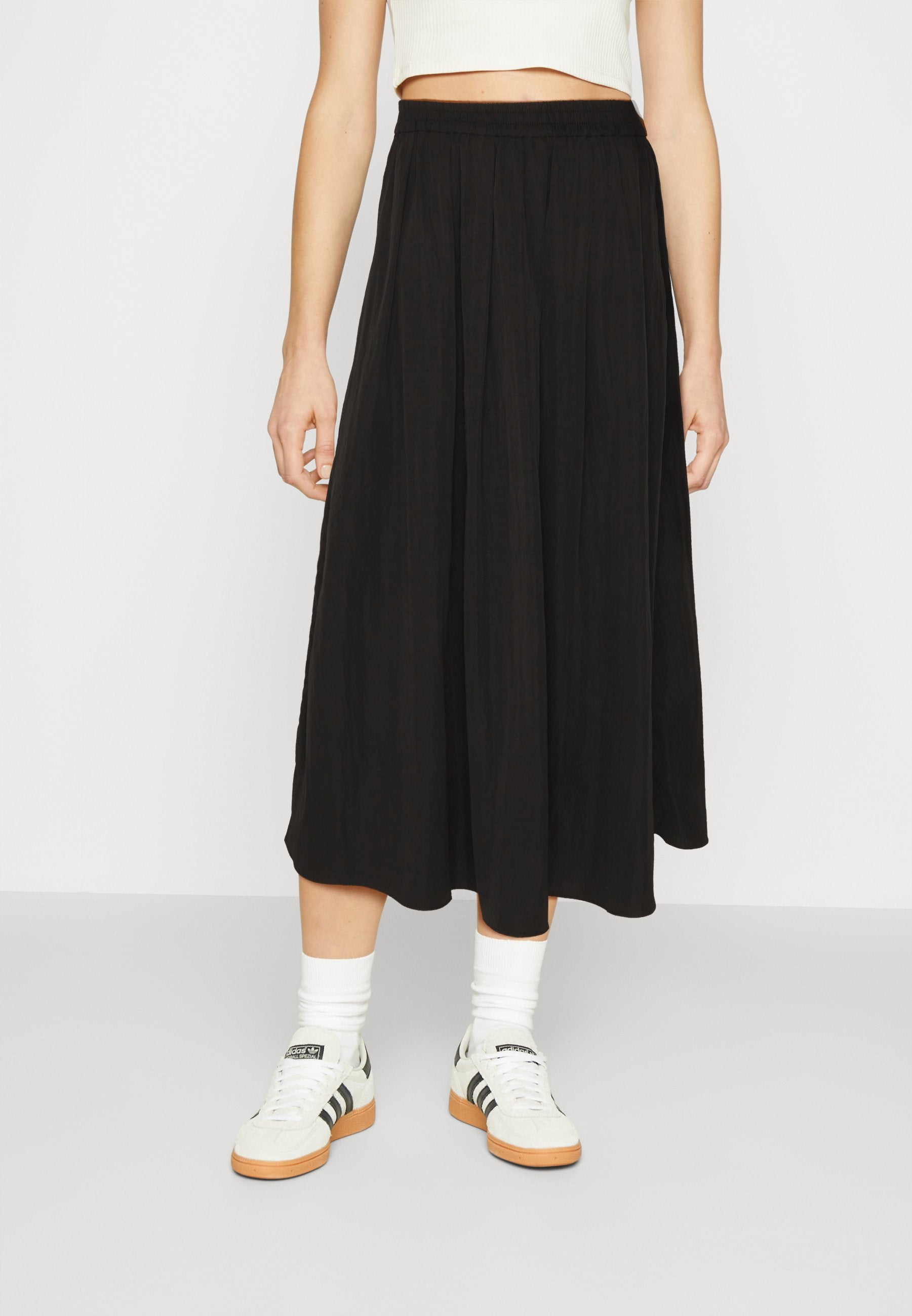 ONLKIARA SKIRT Media 3