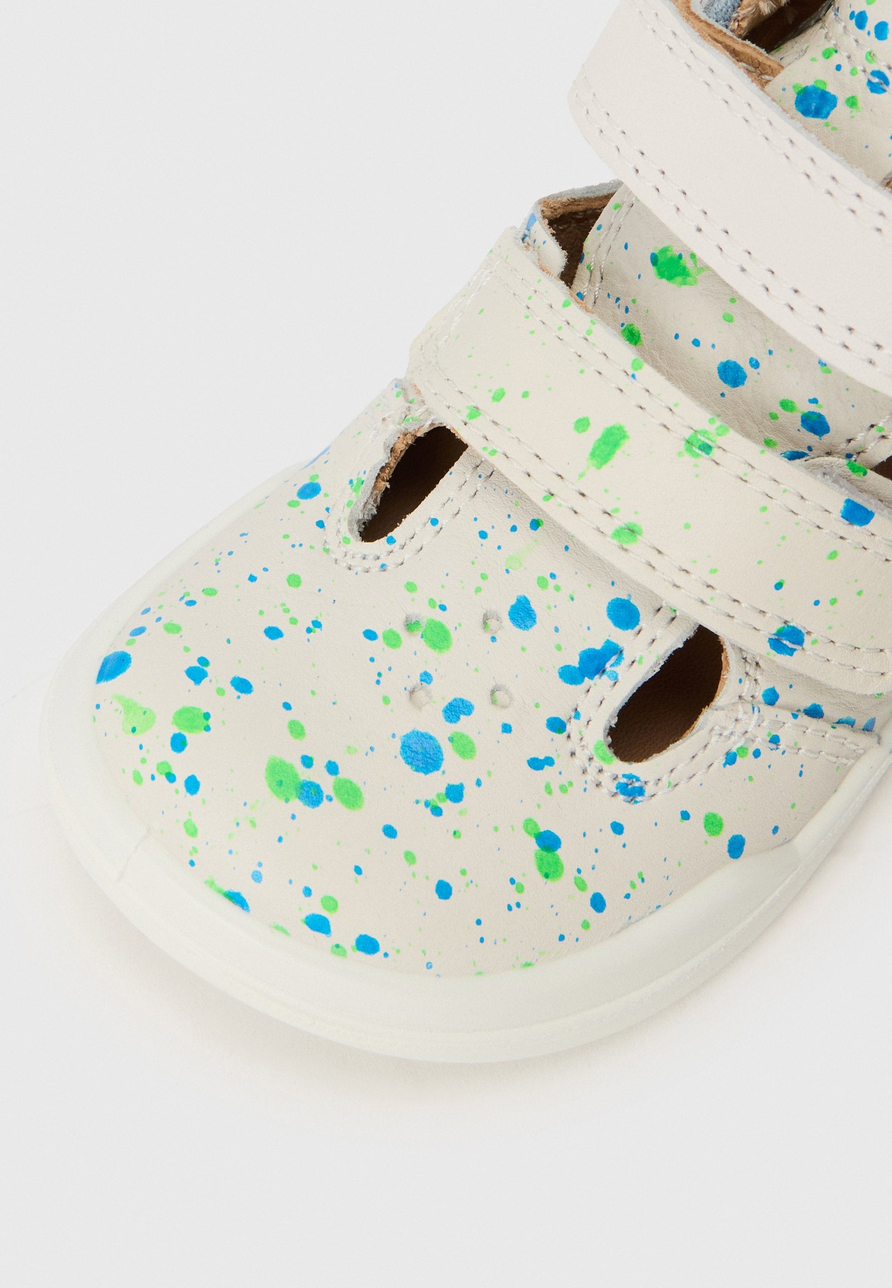 SUPERFREE UNISEX Media 5