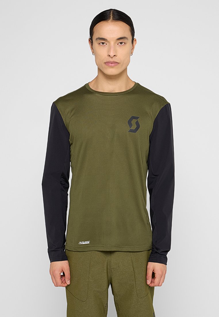 REGULAR FIT Media 1