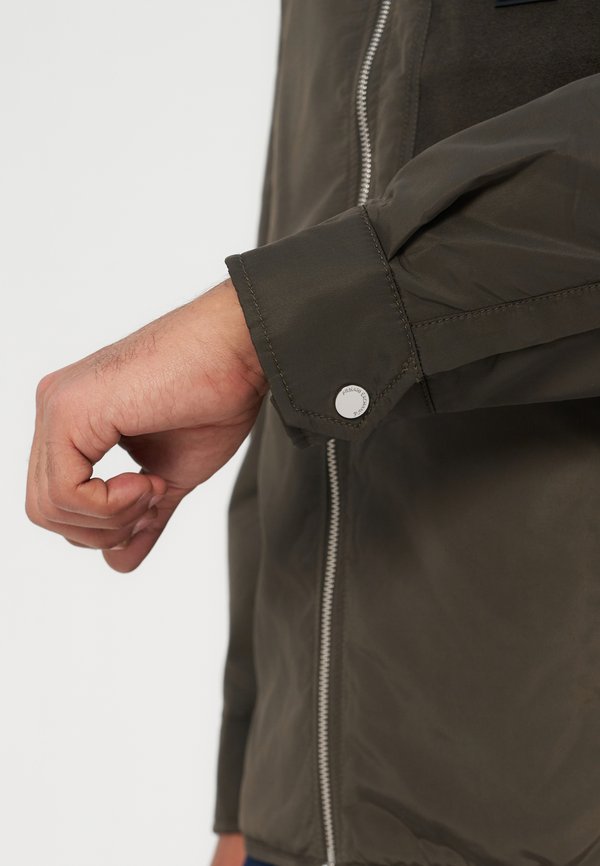 Armani Exchange