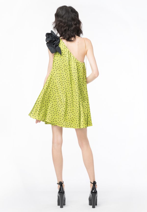 Pinko DIFFUSIONE