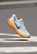 Nike Performance REVOLUTION 8 EASYON - Road running shoes - white/blue crystal/hydrogen blue/total orange/topaz gold-coloured