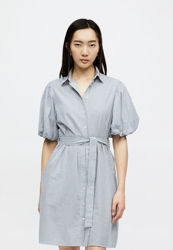 GANT SEERSUCKER PUFF SLEEVE DRESS