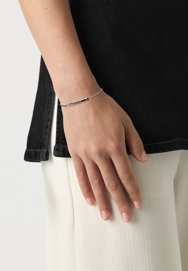 Tommy Hilfiger LINEAR - Bracelet - silver-coloured