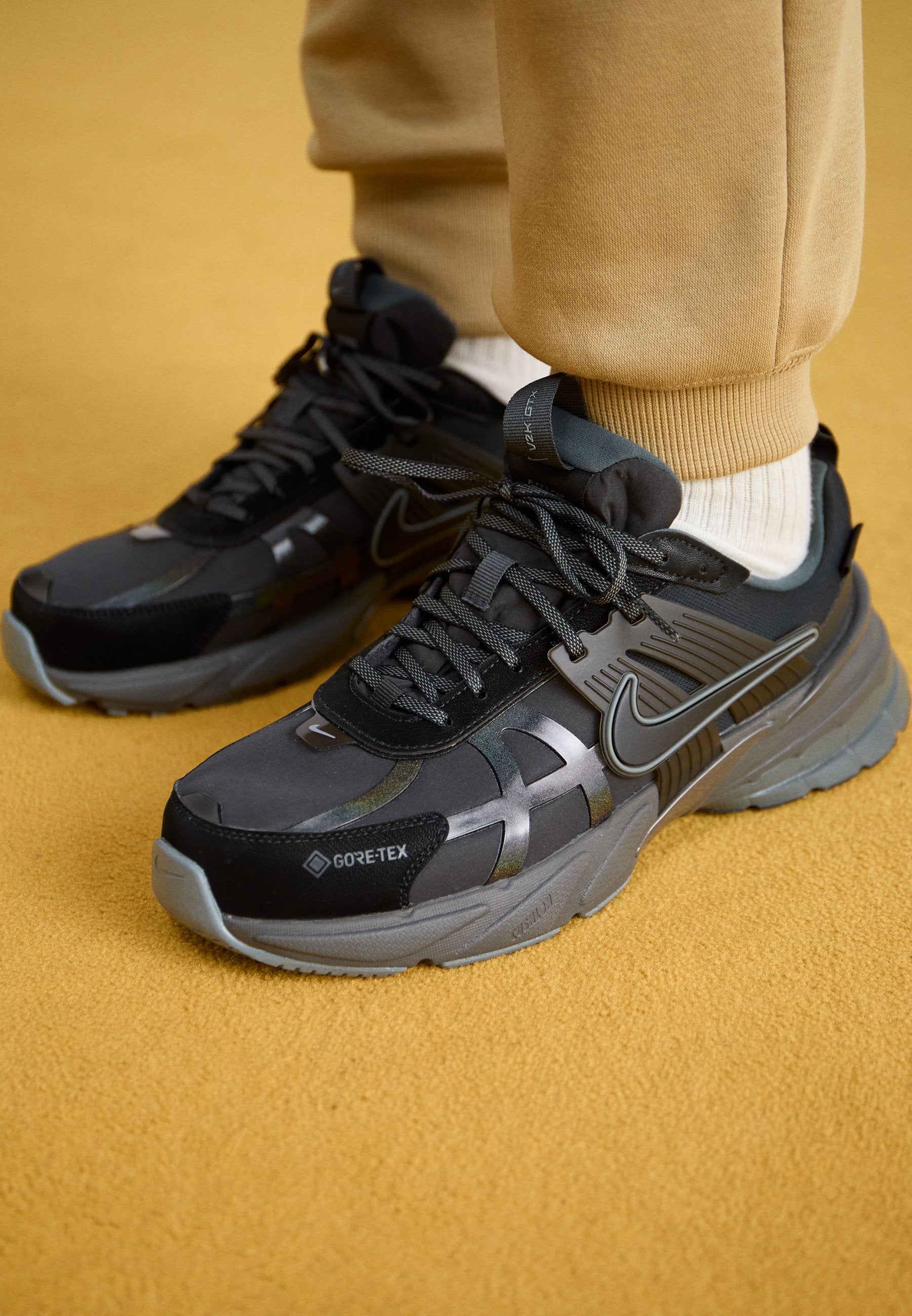 Nike Sportswear V2K RUN GTX