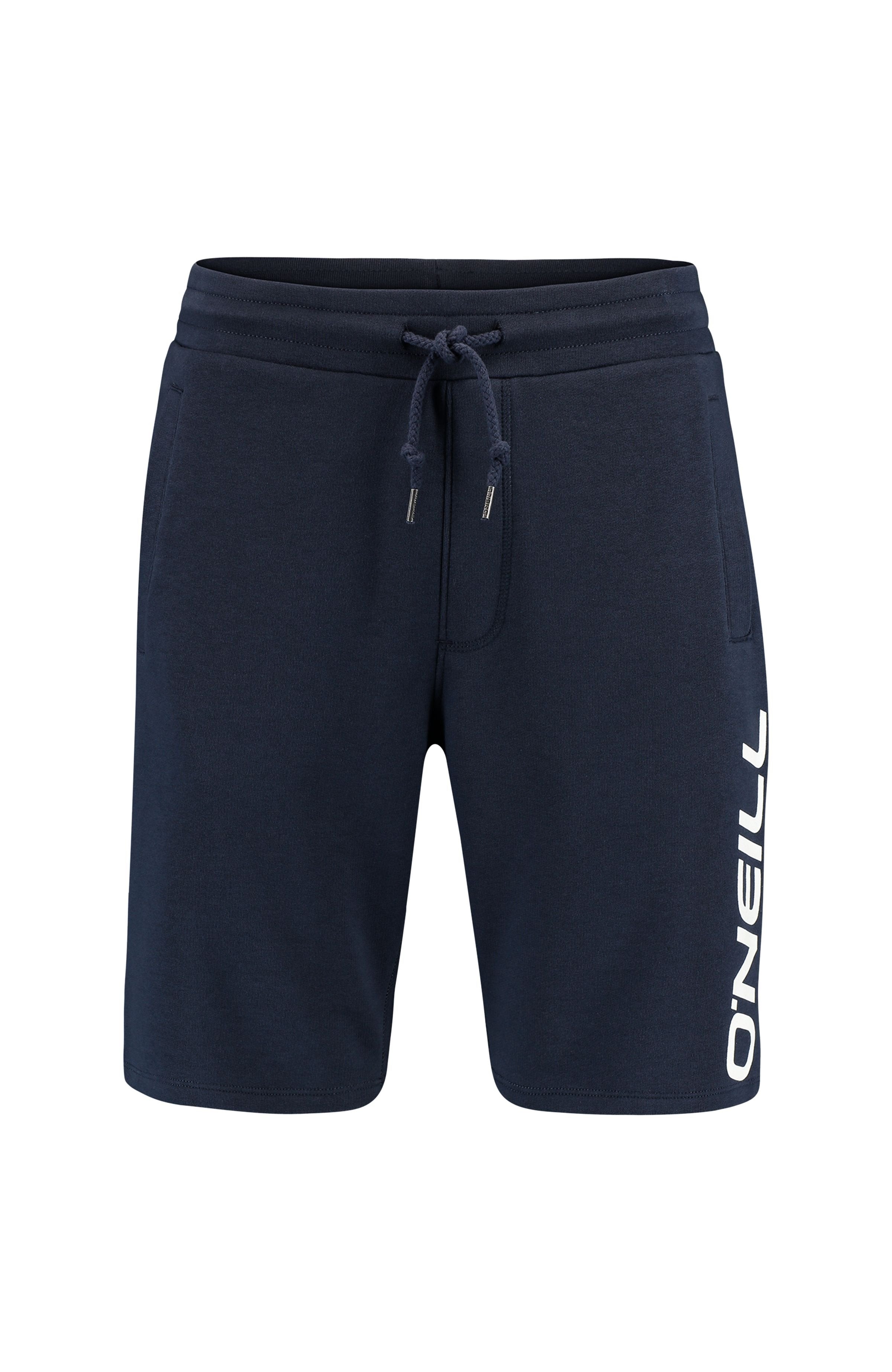 Navyblaue Shorts aus einem Baumwoll-Mix, mit einem elastischen Bund mit Kordelzug, Seitentaschen und einem weißen Logo, das an der Seite aufgedruckt ist.