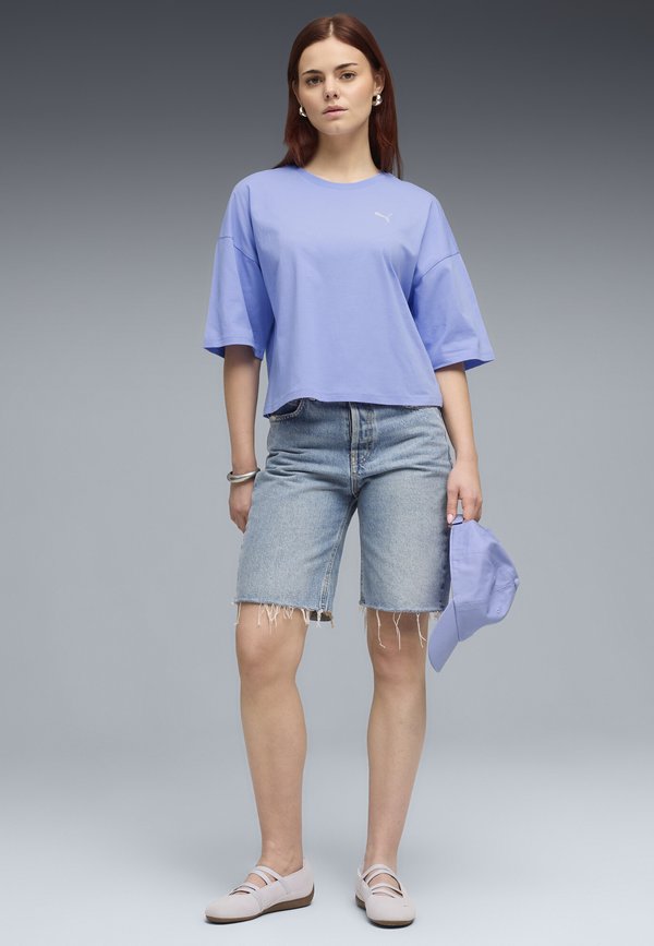 Puma WARDROBE ESS KURZES OVERSIZED-T-SHIRT - Basic T-shirt - intense lavender