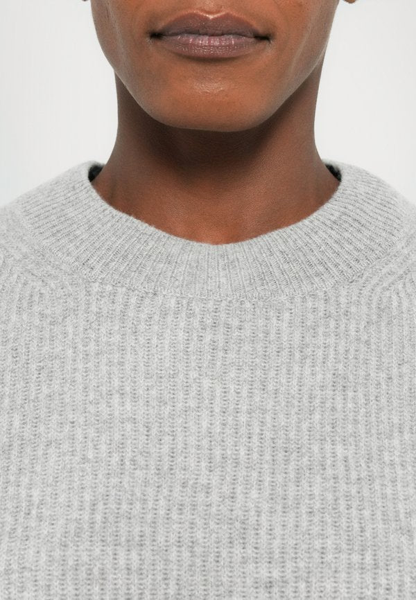 CLOSED CREW NECK DRESS LONG SLEEVE