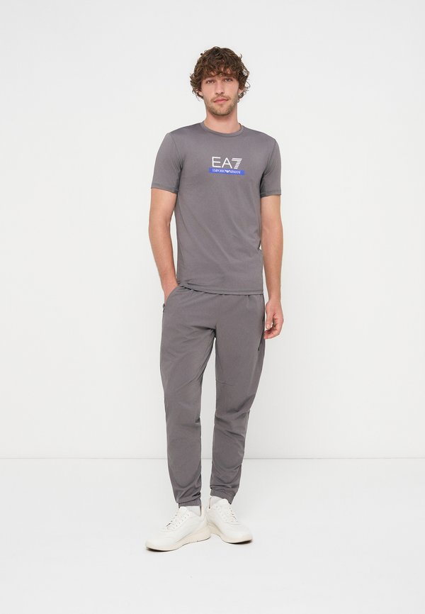 EA7 Emporio Armani VENTUS7