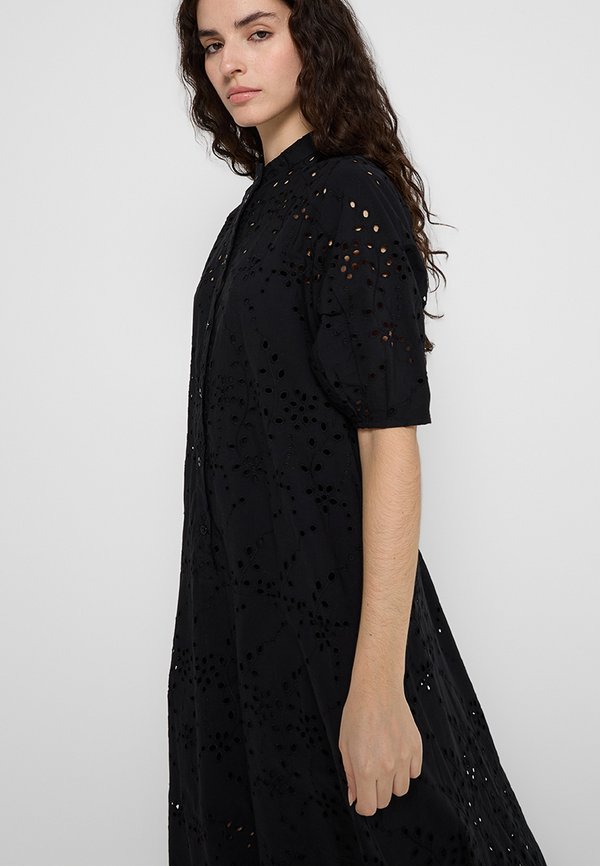 Ted Baker NIKAIA