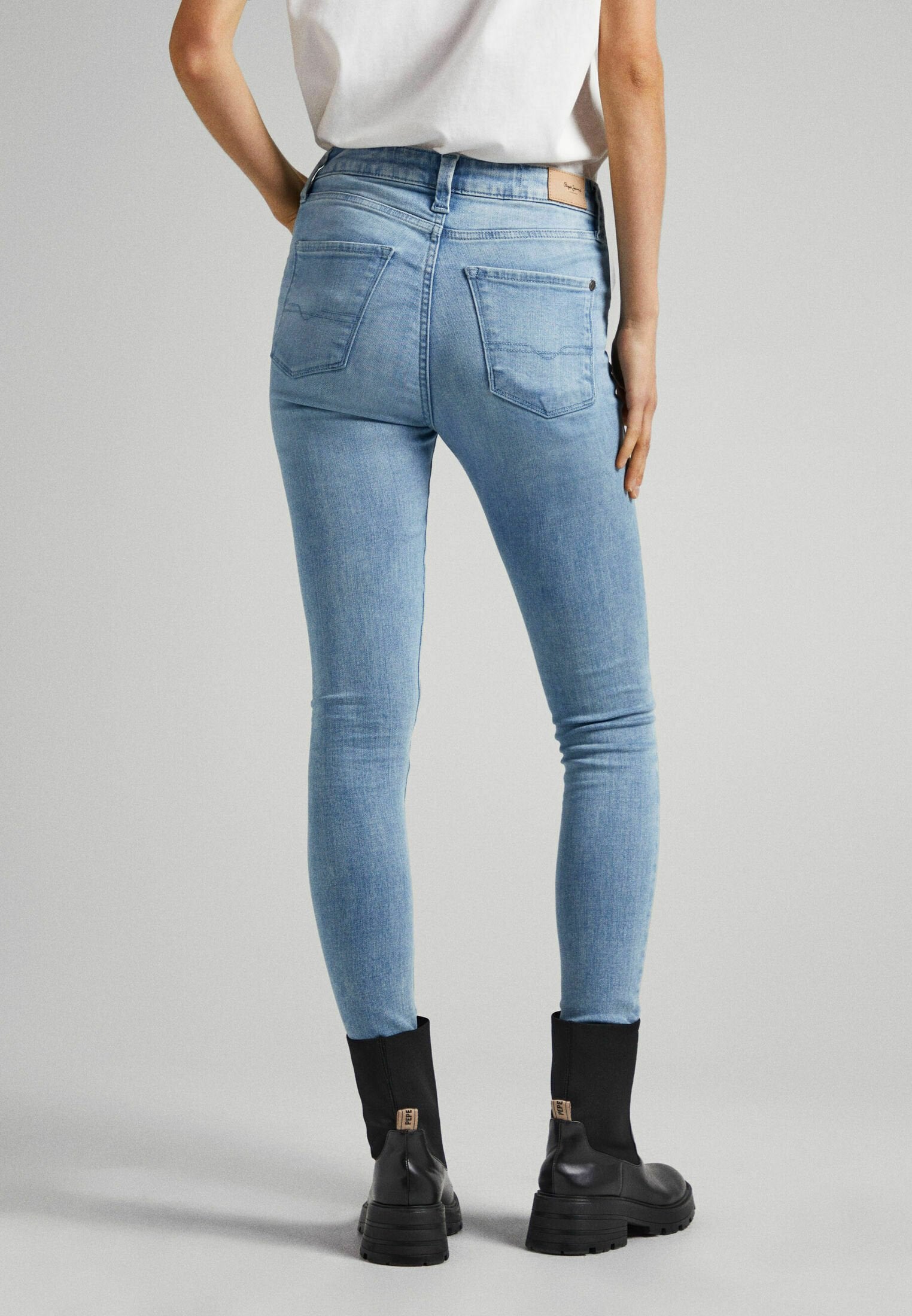 Pepe Jeans SLIM FIT