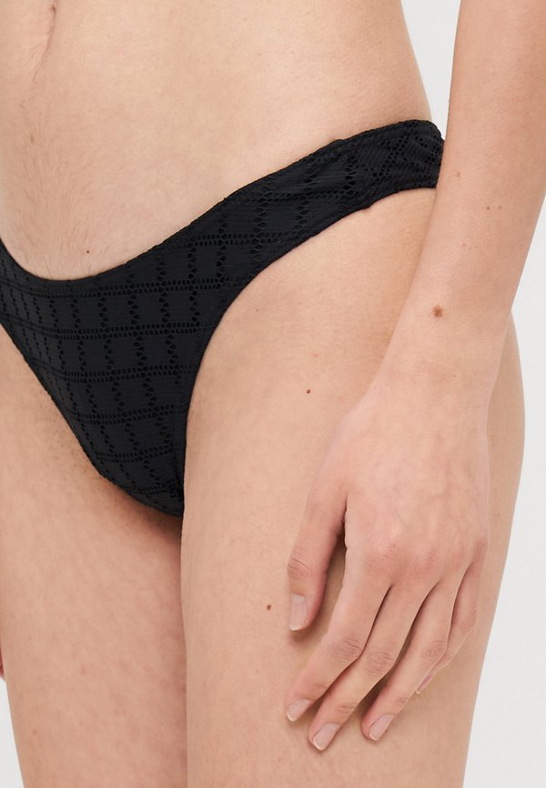 Roxy CAMILO CHEEKY