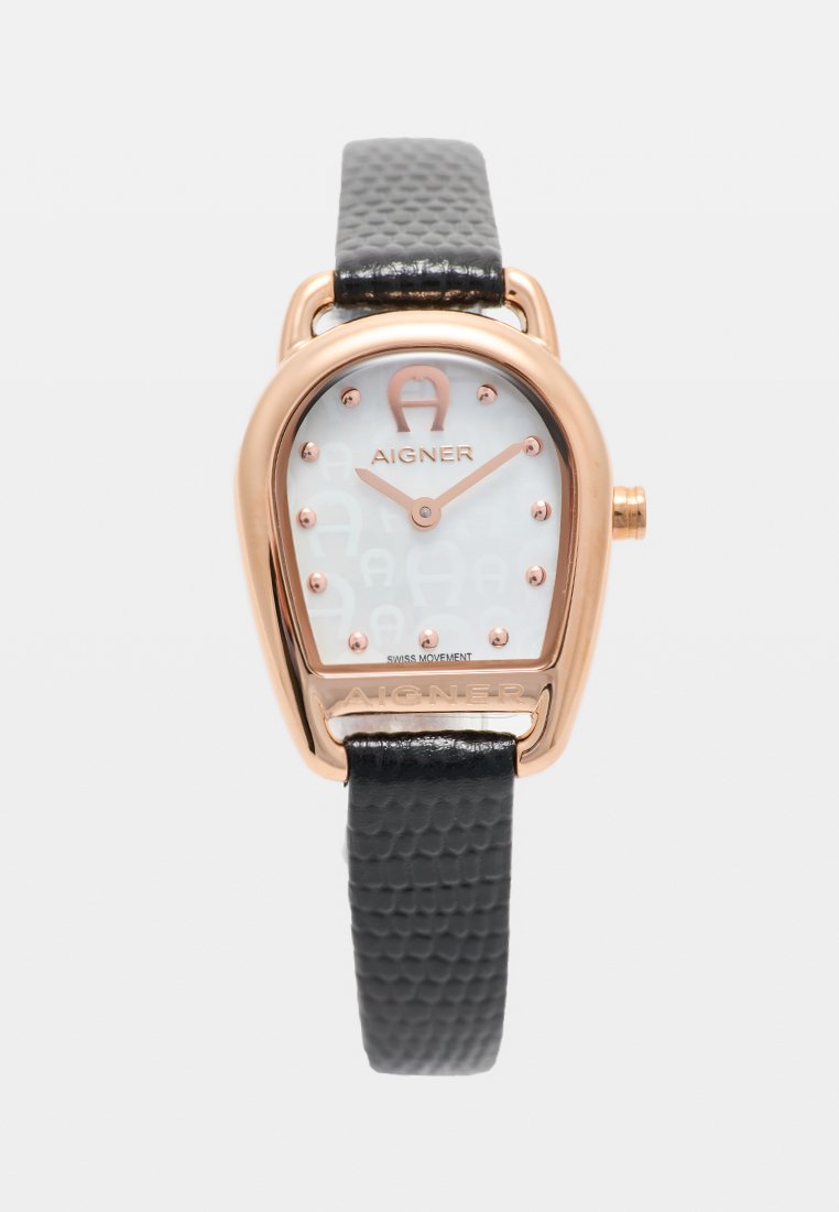 Aigner-Uhr in Roségold mit weißem, gemustertem Zifferblatt, roségoldenen Markierungen, schwarzem, strukturiertem Lederarmband und Text "Swiss Movement".
