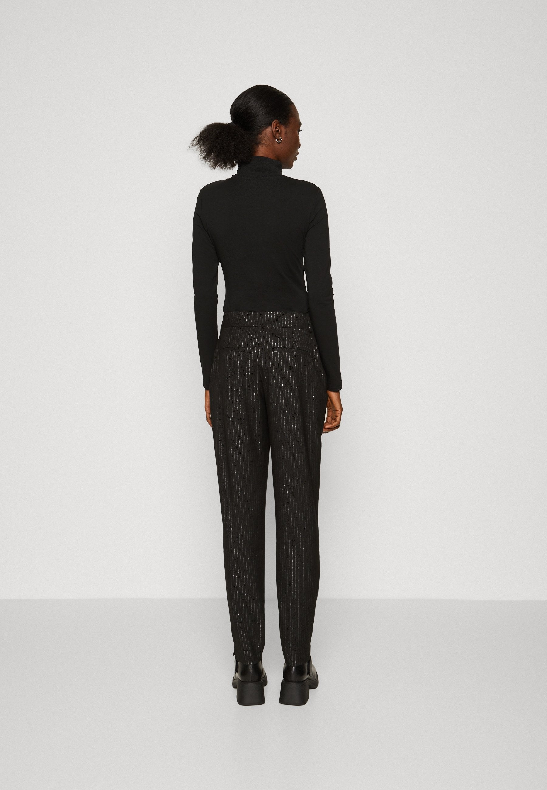 ONLKATNIS PINSTRIPE Media 4