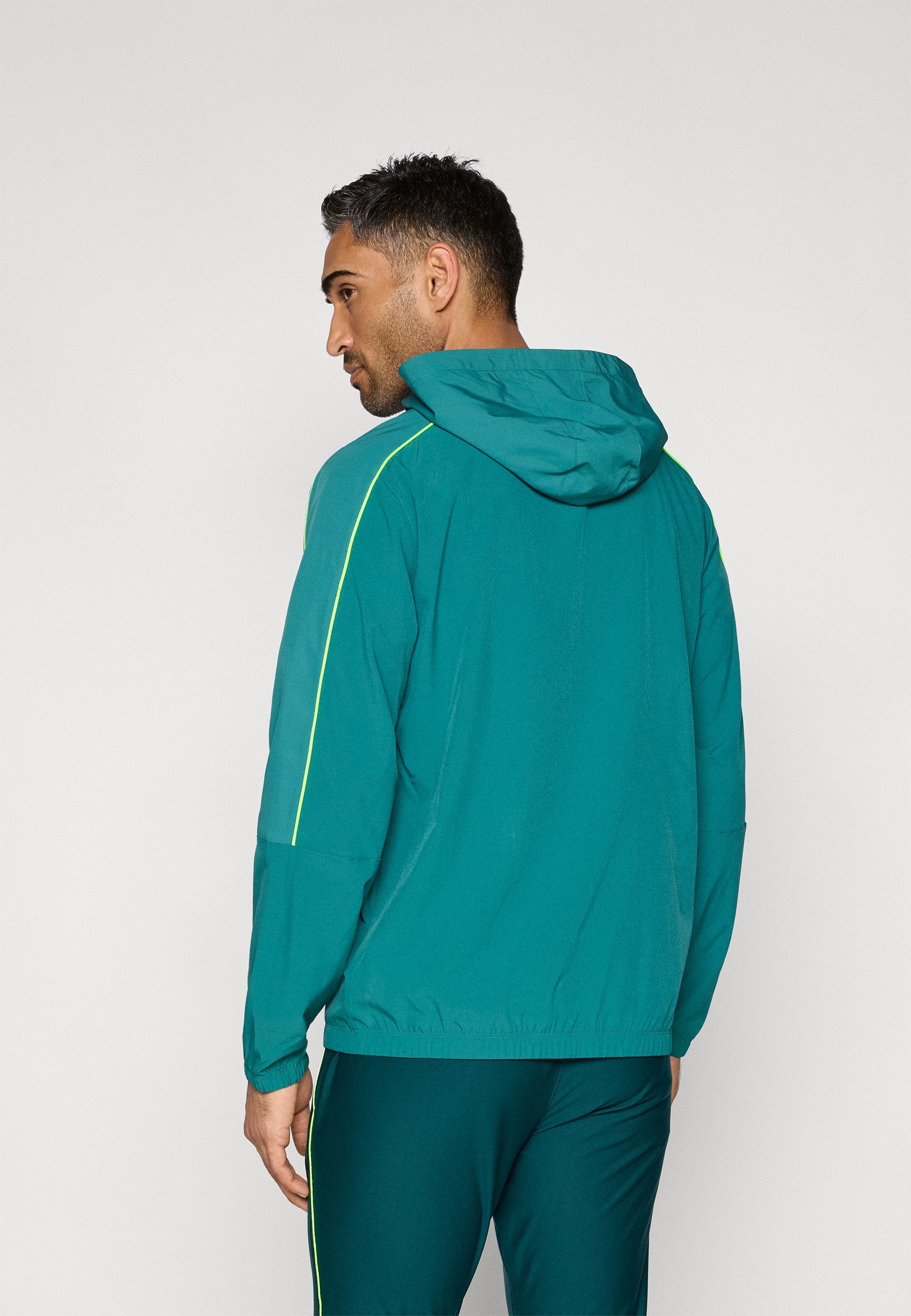 Under Armour CHALLENGER