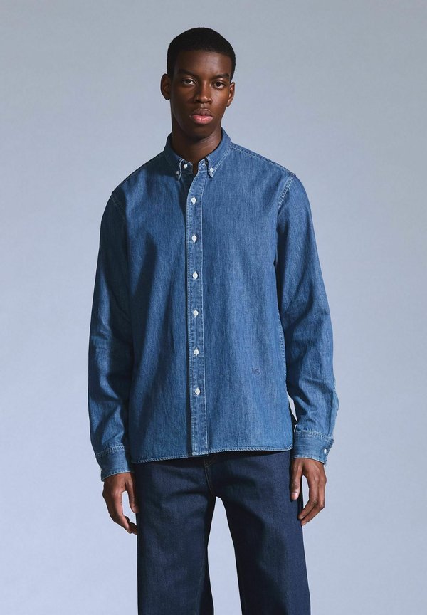 Levi's® TAB RELAXED BUTTON DOWN  - Shirt - blue classic evening