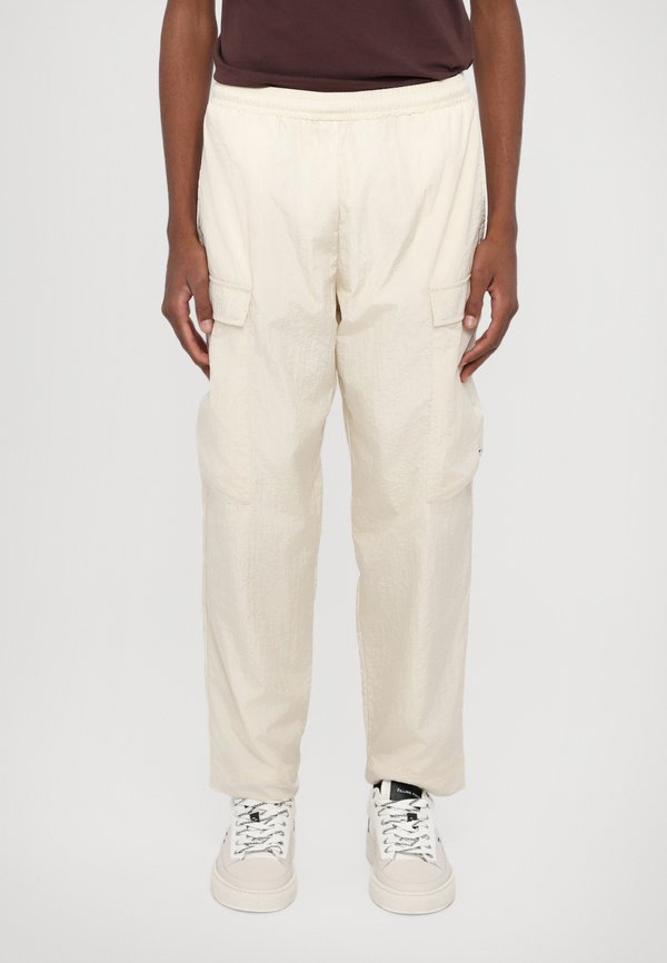 EA7 Emporio Armani