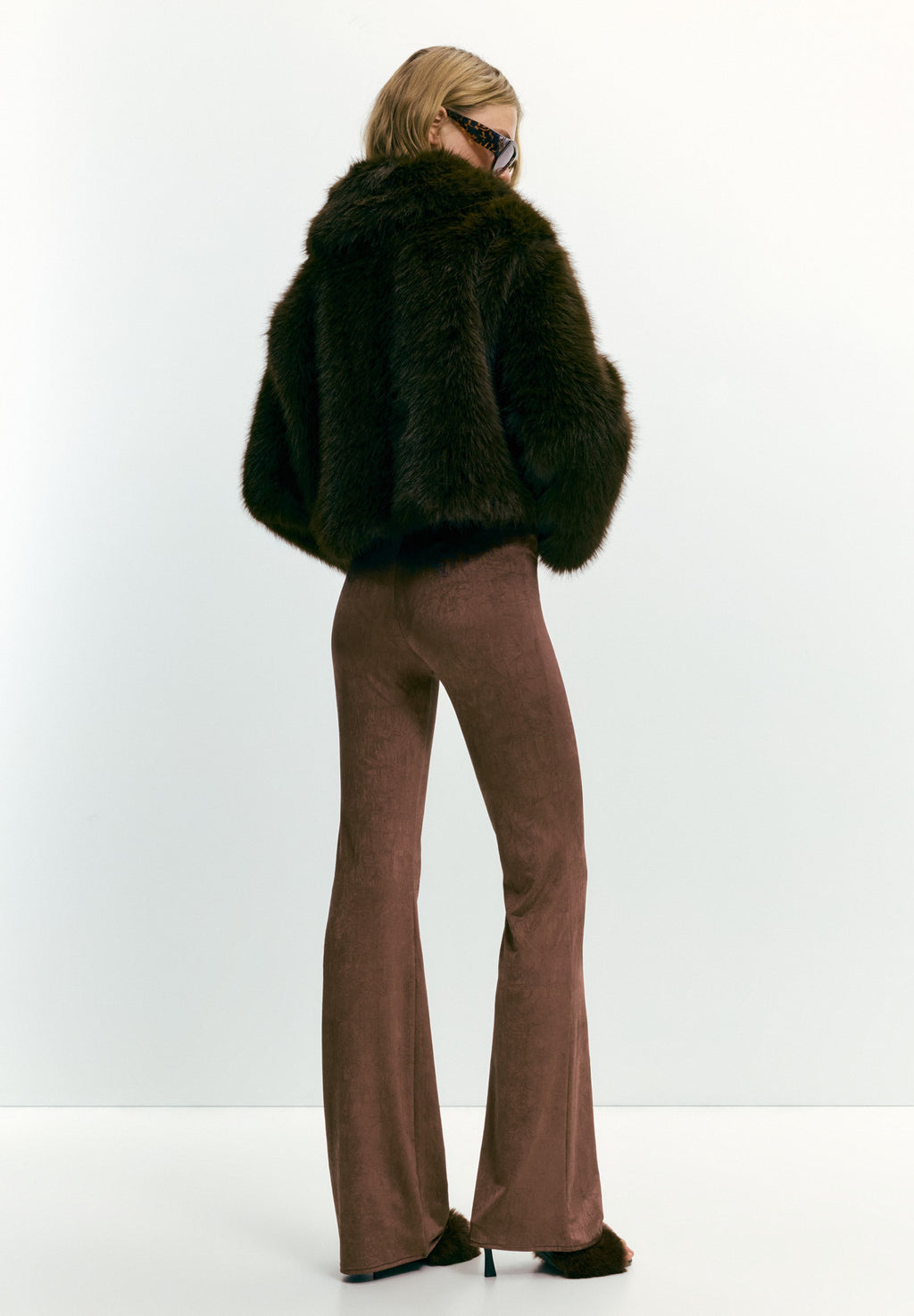 PULL&BEAR TEXTURED BELL BOTTOM