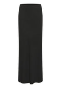 Schwarzer Maxikleid im lässigen Schnitt, aus weichem Stoff mit glatter Textur, einfachem Design und ohne sichtbare Verzierungen.