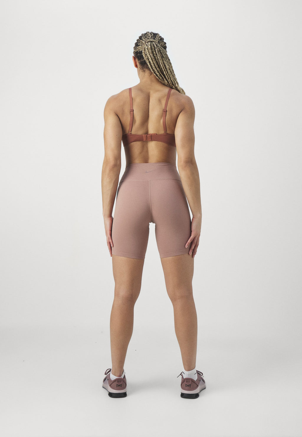 Nike Performance ONE