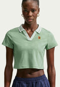 Nike Performance NIKECOURT CROP POLO HERITAGE - Polo shirt - steam/barely green