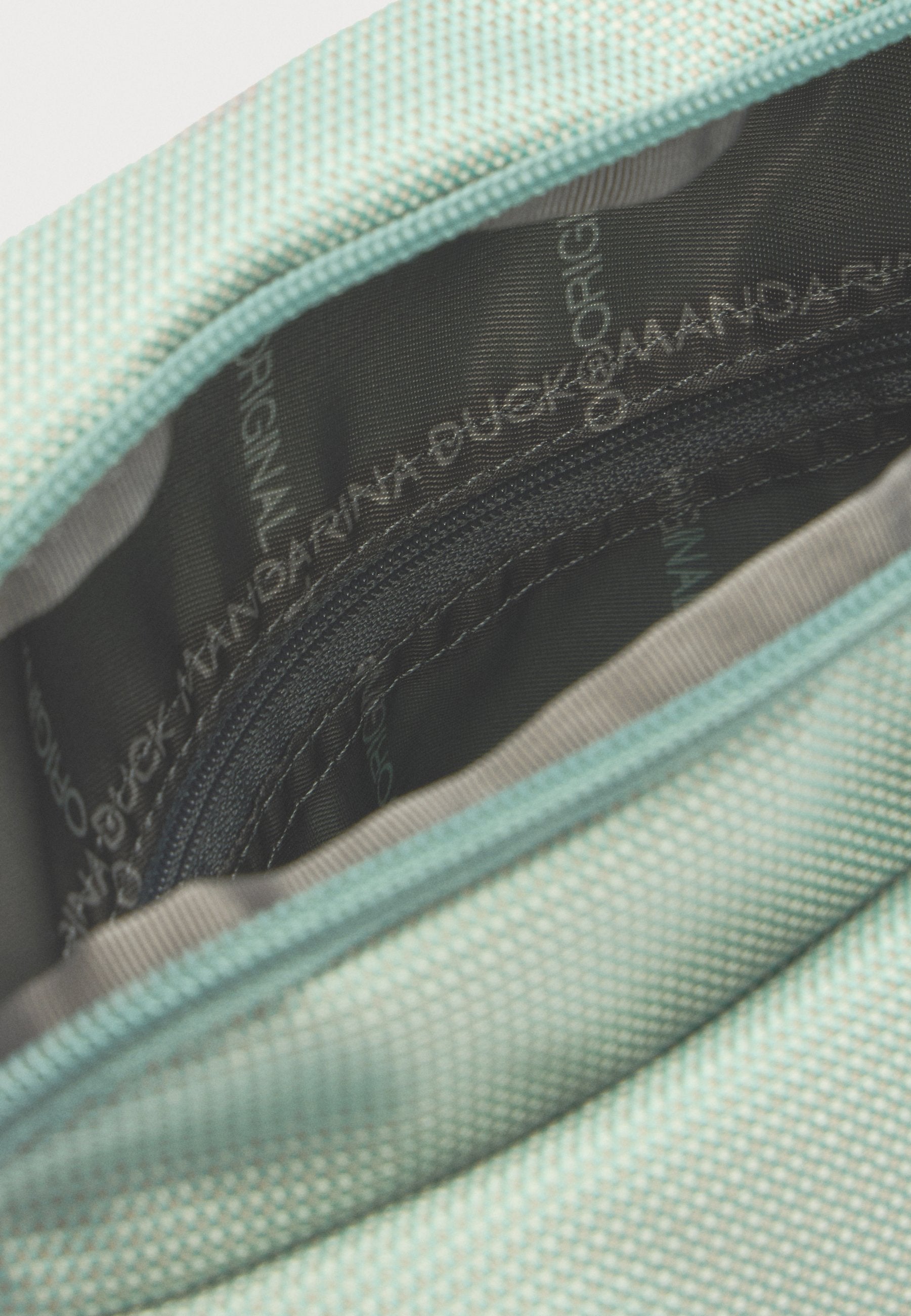 Mandarina Duck