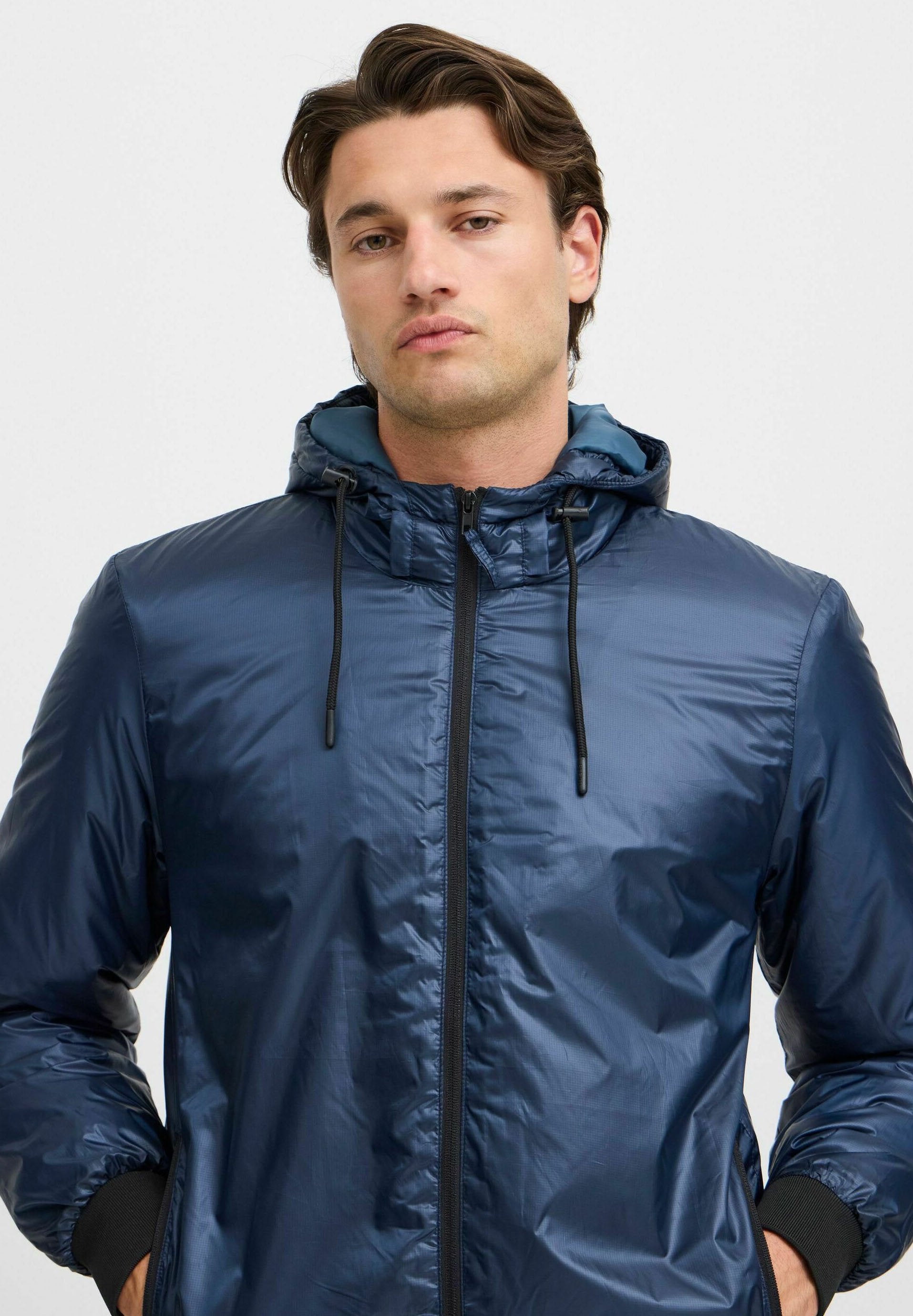 BHOUTERWEAR Media 5