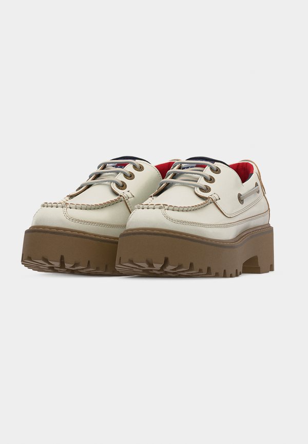 Tommy Jeans ARCHIVE LEATHER CHUNKY CLEAT BOAT SHOES