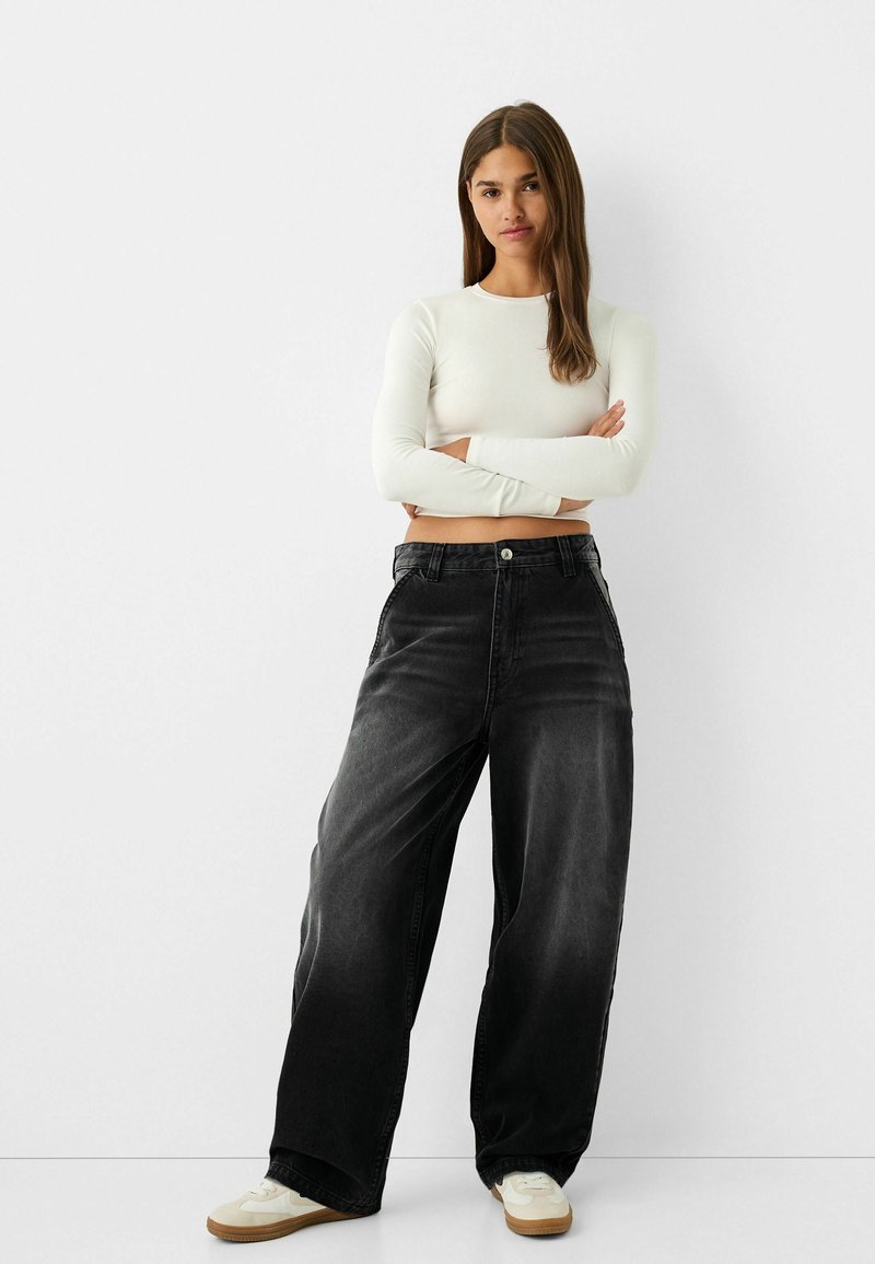 Bershka Jeans Relaxed Fit Media 1