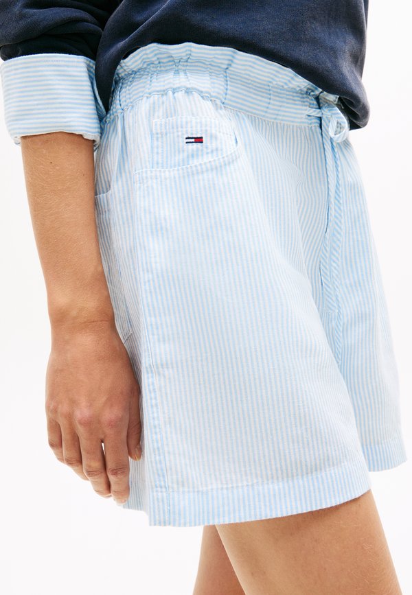 Tommy Jeans LINEN BLEND FIVE-POCKET SHORTS