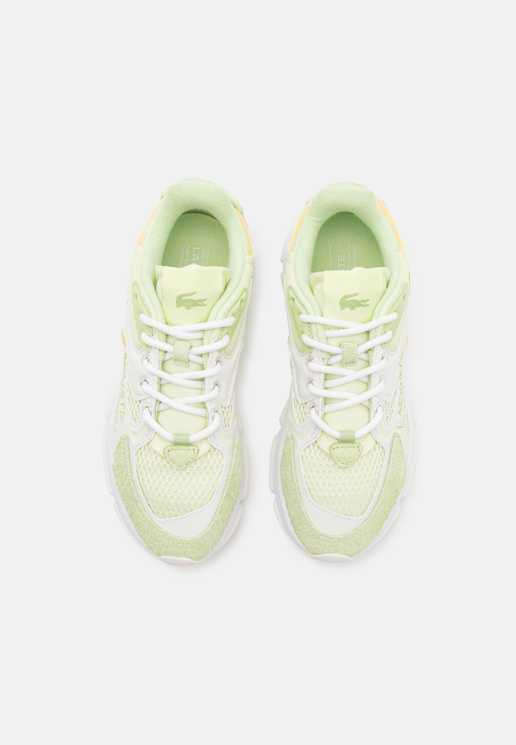 Lacoste L003 NEO 224