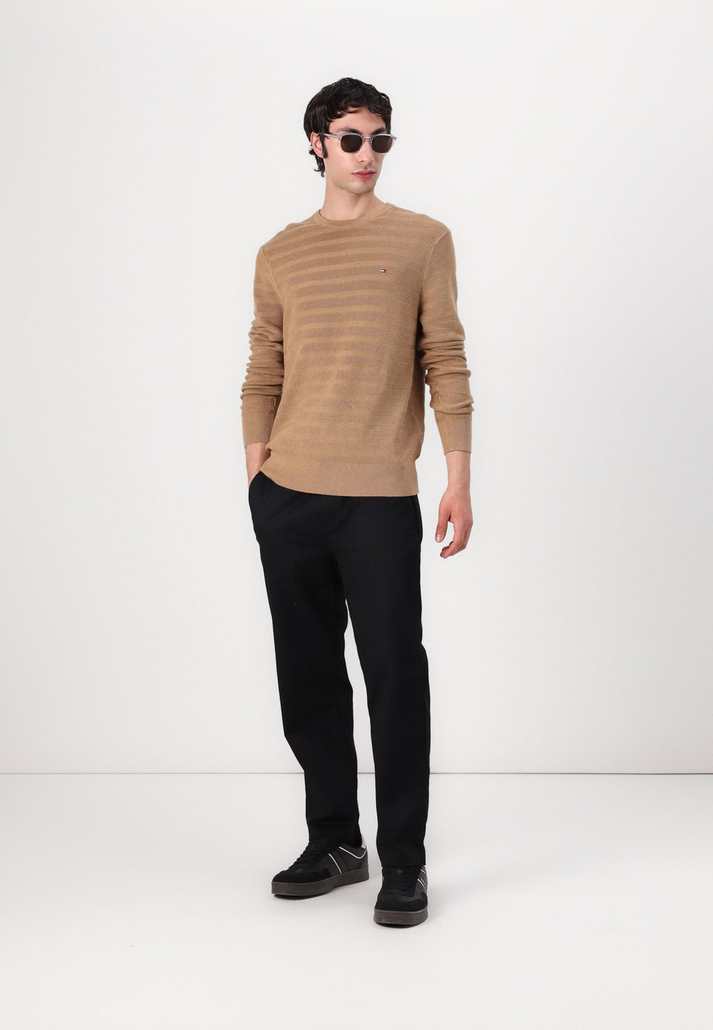 STRIPE STRUCTURE Media 2