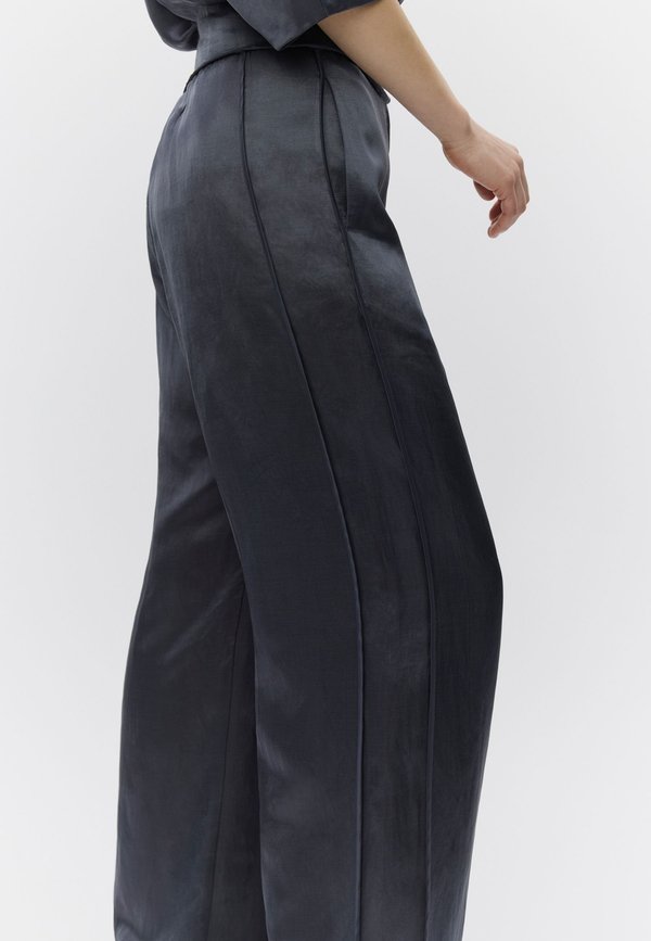 DAY Birger et Mikkelsen ELMS HIGH SHINE BLEND