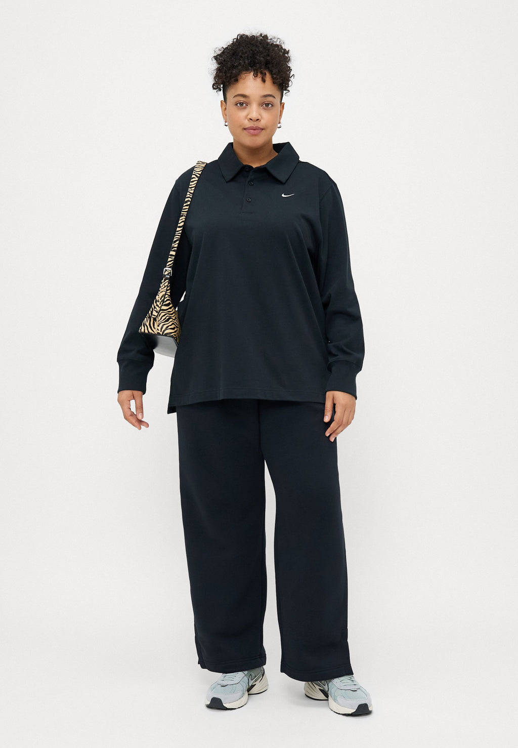Nike Sportswear  WIDE