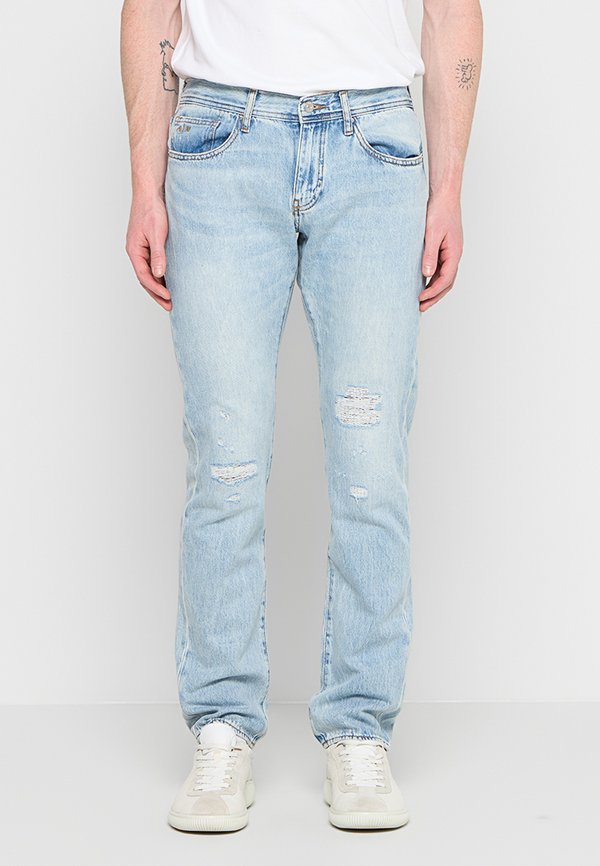 Armani Exchange