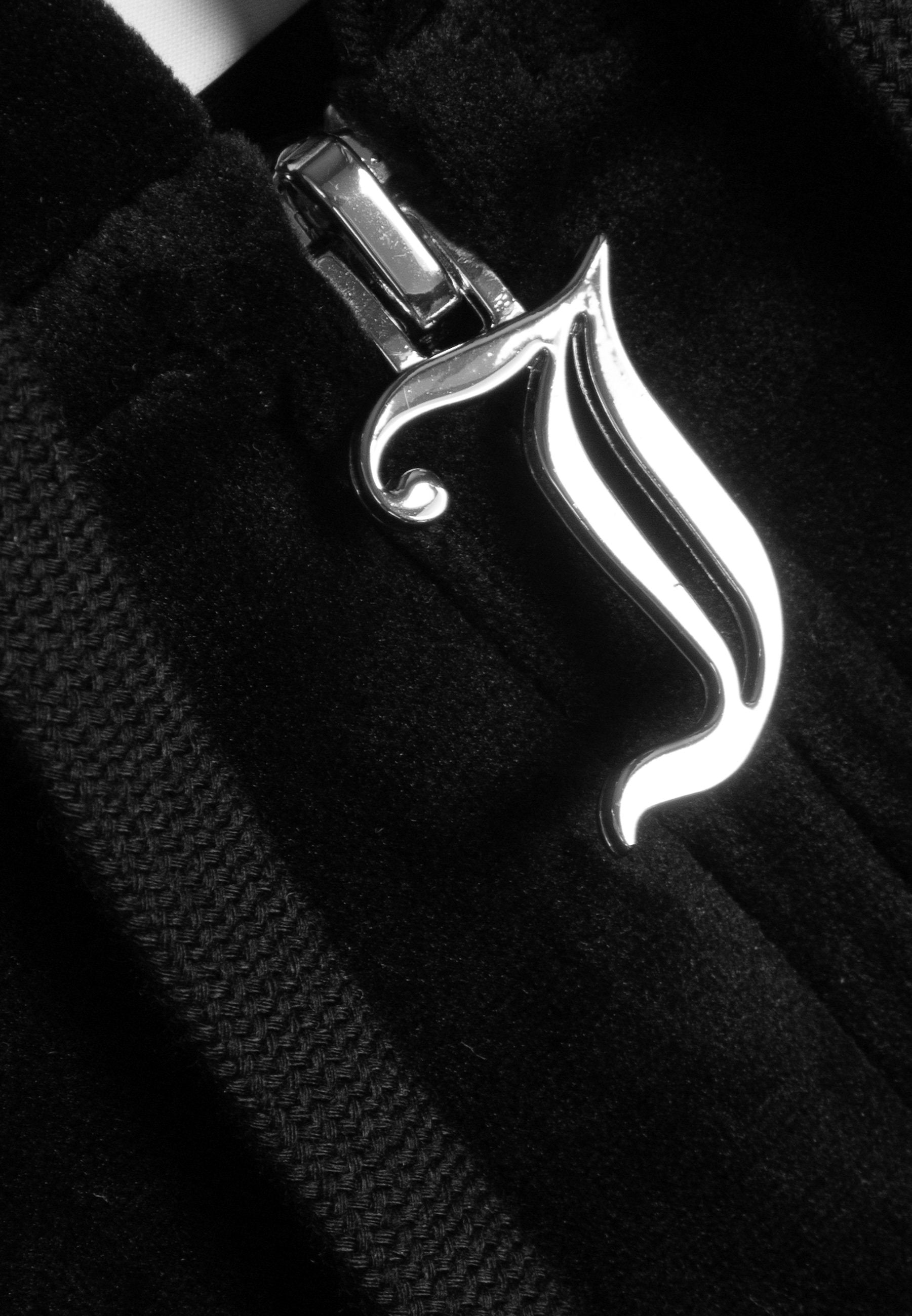 Juicy Couture OUTLINE