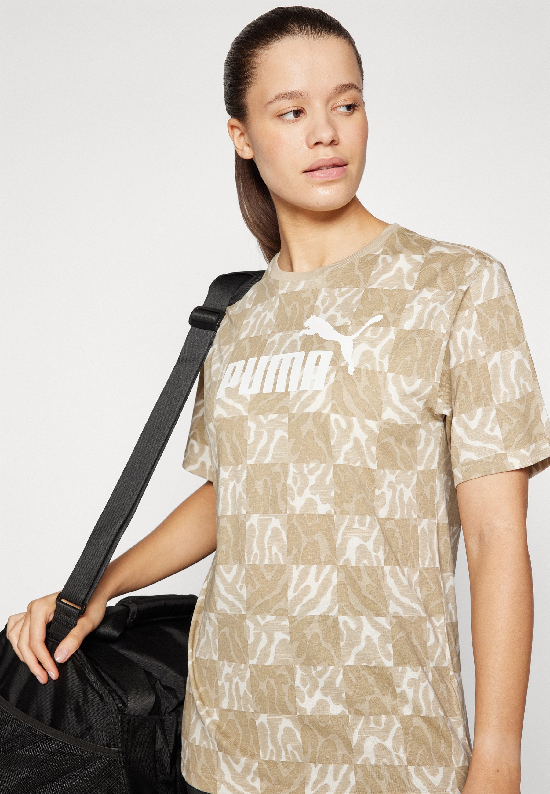 Puma GRAPHIC RELAXED