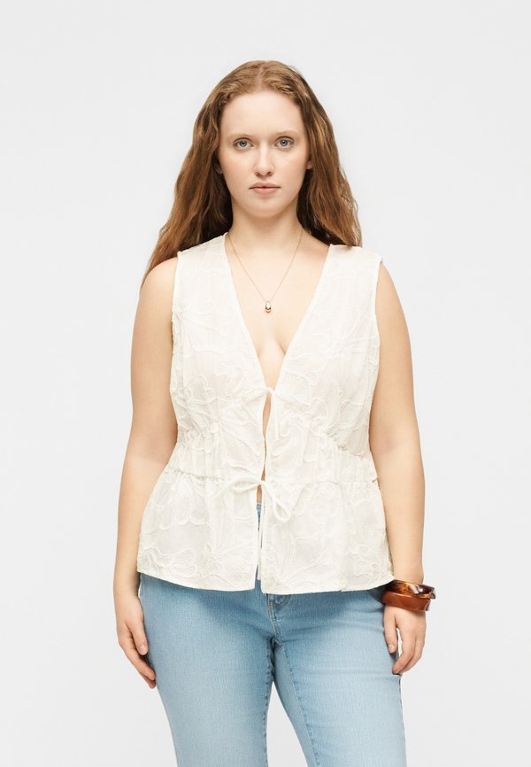 Vero Moda Curve VMCANN - Blouse - snow white