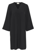 Schwarzes Kleid mit V-Ausschnitt, geplisstenDetails auf der Vorderseite und dreiviertellangen Ärmeln. Hergestellt aus einem glatten, leichten Material.