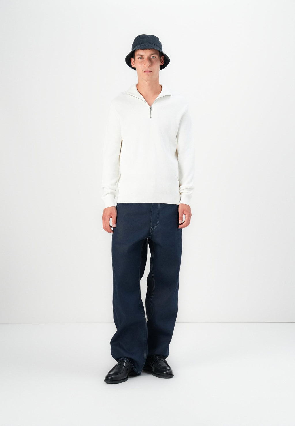 ONSPHIL HALF ZIP Media 2