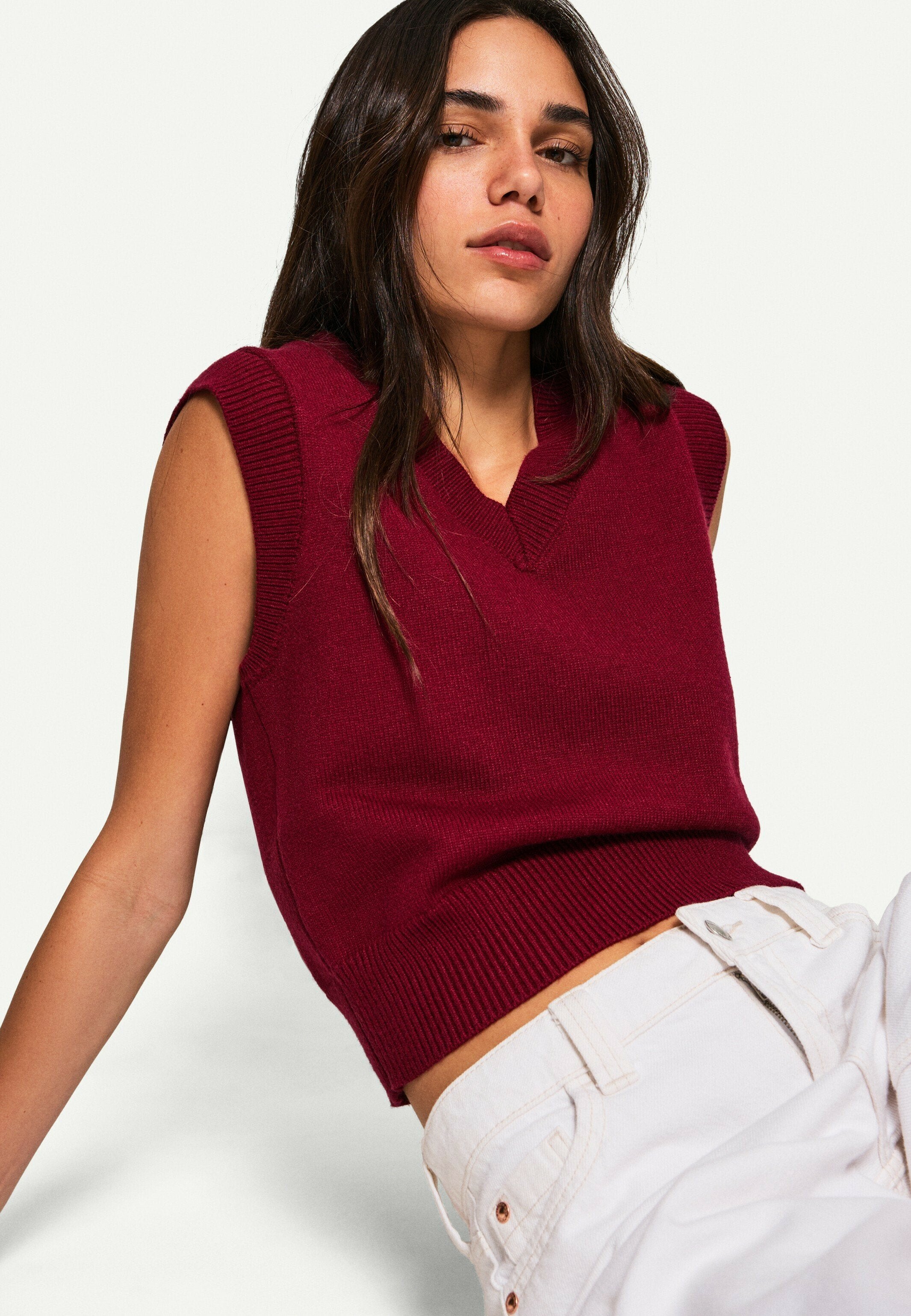 Bershka V-NECK